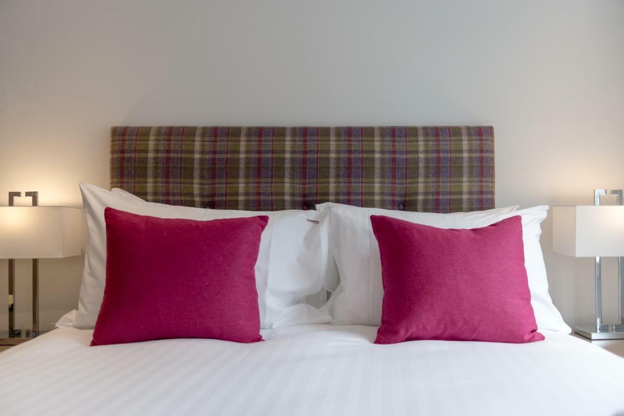 Destiny Scotland - Royal Mile Residence Edinburg Exteriör bild